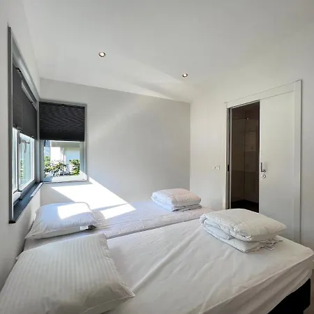 Modern With Terrace And Garden In Dirkshorn
